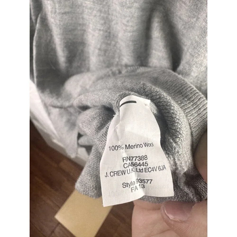J. Crew Women's Gray Merino Wool Lightweight Crewneck Sweater Size S EUC